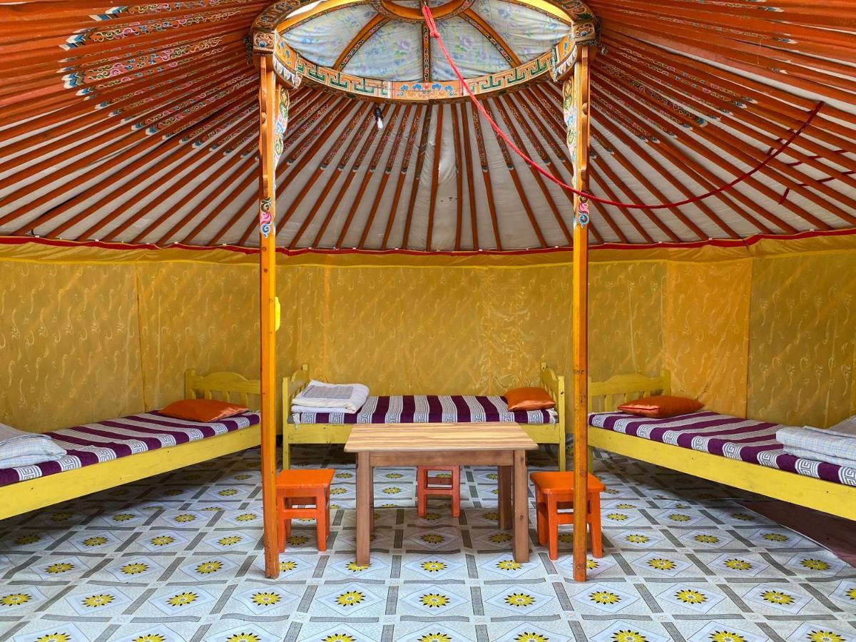 Gaya'S Guest House Harhorin Buitenkant foto