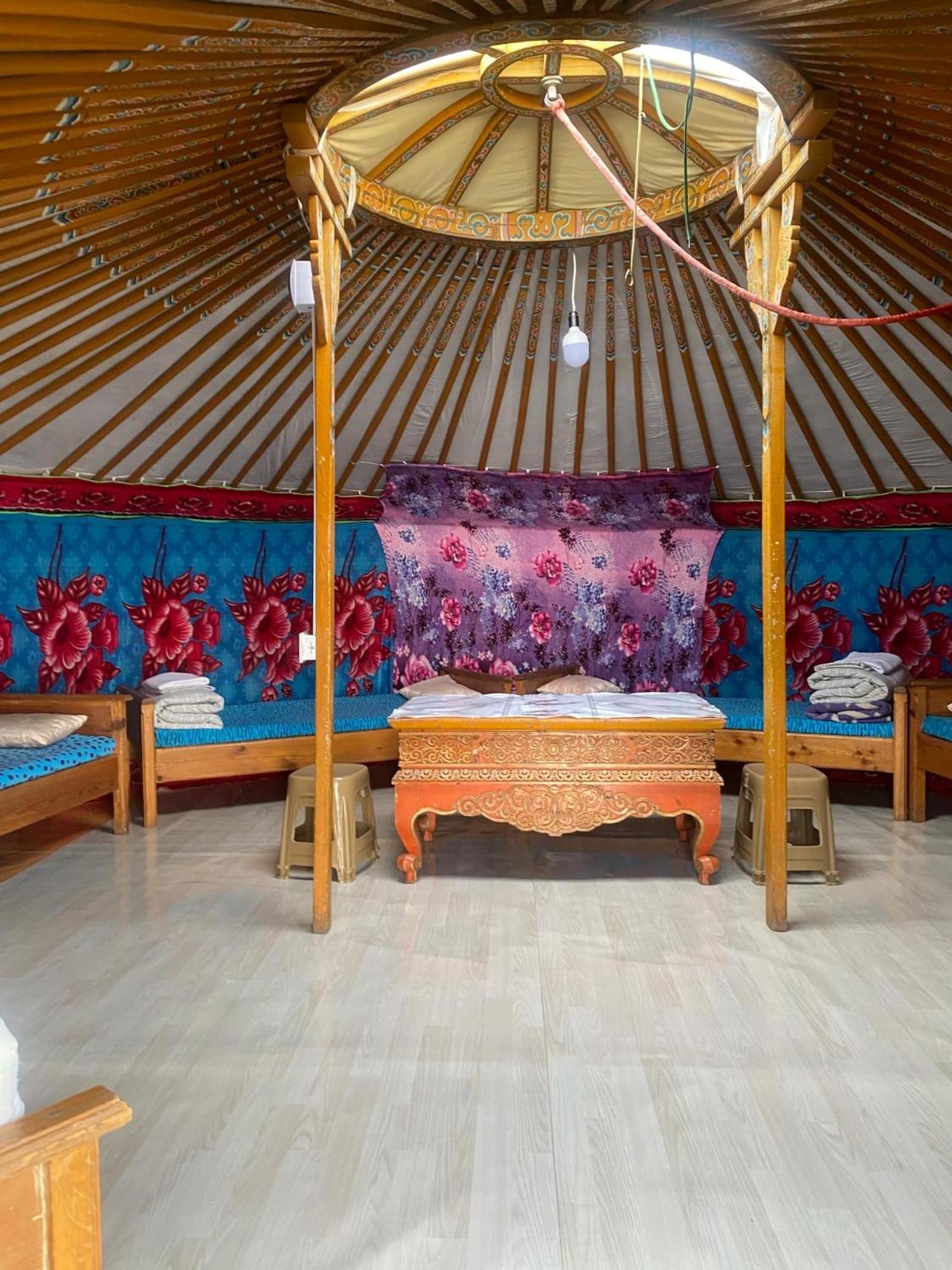 Gaya'S Guest House Harhorin Buitenkant foto