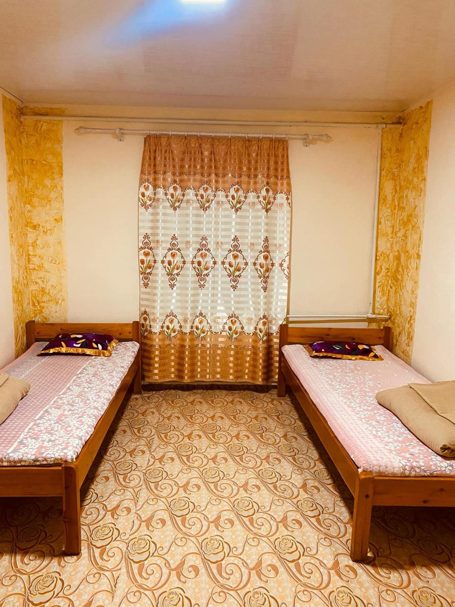 Gaya'S Guest House Harhorin Buitenkant foto