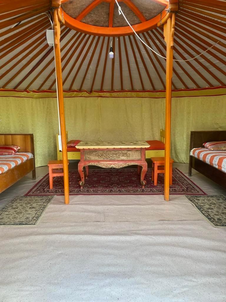 Gaya'S Guest House Harhorin Buitenkant foto